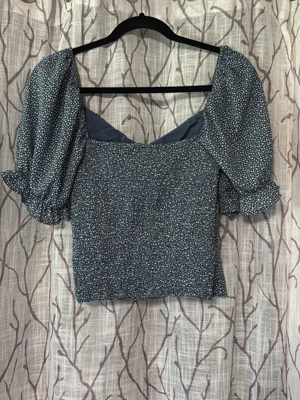 Abercrombie & Fitch flowy navy